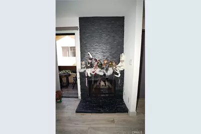 18954 Sherman Way #3, Reseda, CA 91335 - Photo 6