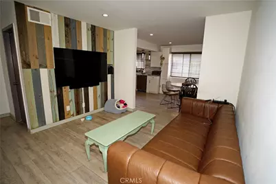 18954 Sherman Way #3, Reseda, CA 91335 - Photo 4