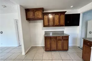 10931 Anzac, Los Angeles, CA 90059 - Photo 12