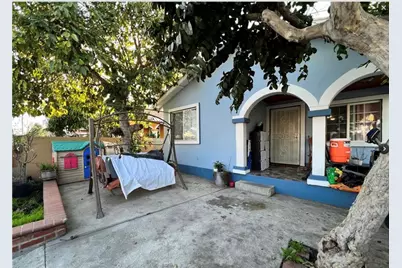 10931 Anzac, Los Angeles, CA 90059 - Photo 4