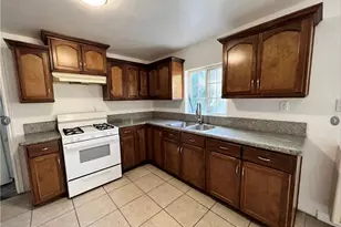 10931 Anzac, Los Angeles, CA 90059 - Photo 8