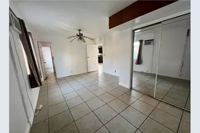 10931 Anzac, Los Angeles, CA 90059 - Photo 22