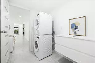 20101 Greenbriar, Tarzana, CA 91356 - Photo 28