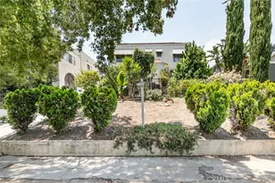 519 N Alexandria, Los Angeles, CA 90004 - Photo 2