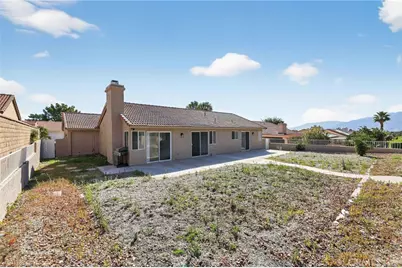 8817 Clubhouse Boulevard, Desert Hot Springs, CA 92240 - Photo 4