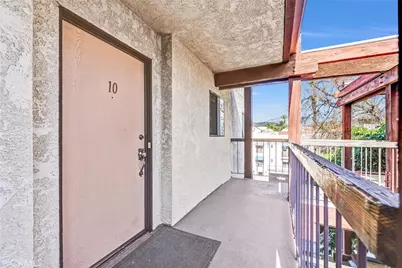 1304 Stanley #10, Glendale, CA 91206 - Photo 2