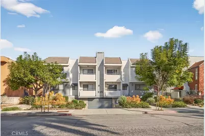 825 E Maple Street #3, Glendale, CA 91205 - Photo 1
