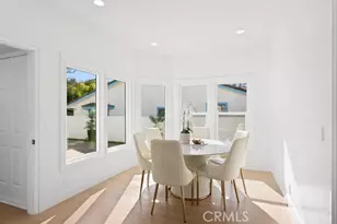 9514 Oakridge Pl, Chatsworth, CA 91311 - Photo 18