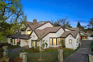 9514 Oakridge Pl, Chatsworth, CA 91311 - Photo 2