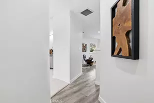 10714 Valley Spring Ln, North Hollywood, CA 91602 - Photo 2