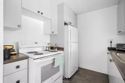 5460 White Oak #G324, Encino, CA 91316 - Photo 12