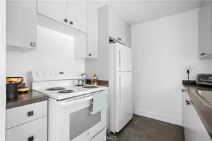 5460 White Oak, Encino, CA 91316 - Photo 12