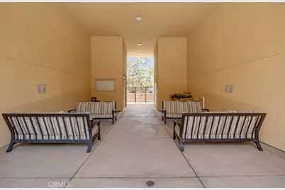 201 E Angeleno Avenue #326, Burbank, CA 91502 - Photo 34