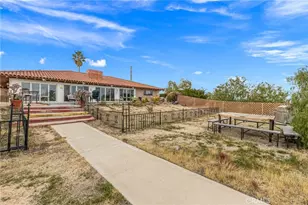 5717 Sunrise Rd, 29 Palms MCB, CA 92277 - Photo 18