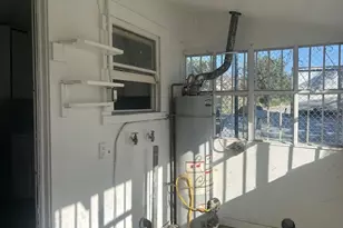 5228 Longfellow, Los Angeles, CA 90042 - Photo 18