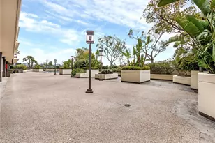 222 Monterey Rd, Glendale, CA 91206 - Photo 46
