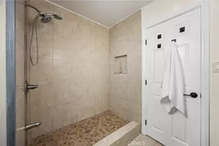 10836 Keswick, Los Angeles, CA 91352 - Photo 24