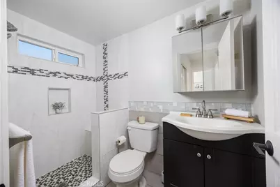 10836 Keswick, Los Angeles, CA 91352 - Photo 28