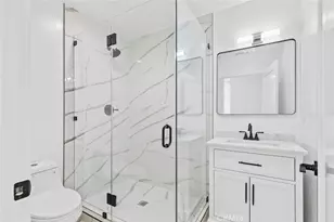 6842 Cedros Ave, Van Nuys, CA 91405 - Photo 16