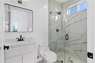 6842 Cedros Ave, Van Nuys, CA 91405 - Photo 70