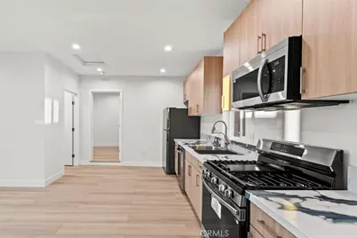 8633 Le Berthon Street, Sunland, CA 91040 - Photo 70