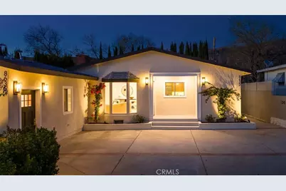 8633 Le Berthon Street, Sunland, CA 91040 - Photo 4