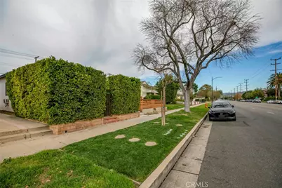 1423 N Hollywood, Burbank, CA 91505 - Photo 2