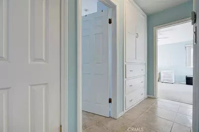 6648 Gaviota Avenue, Lake Balboa, CA 91406 - Photo 14