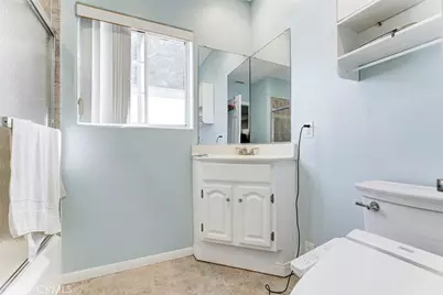 6648 Gaviota Avenue, Lake Balboa, CA 91406 - Photo 14