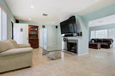 6648 Gaviota Avenue, Lake Balboa, CA 91406 - Photo 12