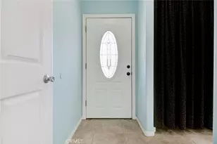 6648 Gaviota Ave, Lake Balboa, CA 91406 - Photo 24