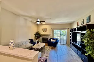 10604 Valley Spring Ln, Toluca Lake, CA 91602 - Photo 2