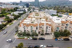 10604 Valley Spring Ln, Toluca Lake, CA 91602 - Photo 18