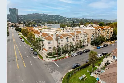 10604 Valley Spring Lane #105, Toluca Lake, CA 91602 - Photo 20