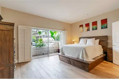 10604 Valley Spring Lane #105, Toluca Lake, CA 91602 - Photo 8