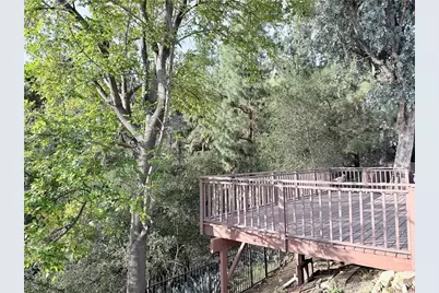 2080 Ashington Drive, Glendale, CA 91206 - Photo 32