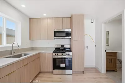 12952 Elkwood, North Hollywood, CA 91605 - Photo 52