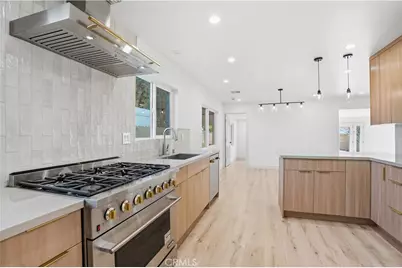 12952 Elkwood, North Hollywood, CA 91605 - Photo 2