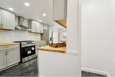 11300 Foothill Blvd #97, Sylmar, CA 91342 - Photo 18