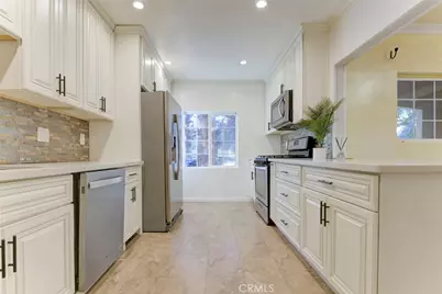 5802 Colfax Avenue, North Hollywood, CA 91601 - Photo 14