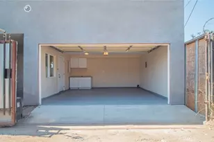 1805 W 35th St, Los Angeles, CA 90018 - Photo 46