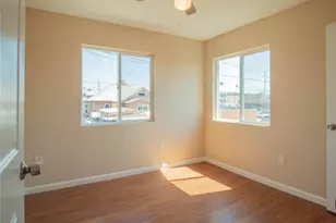 1805 W 35th St, Los Angeles, CA 90018 - Photo 20