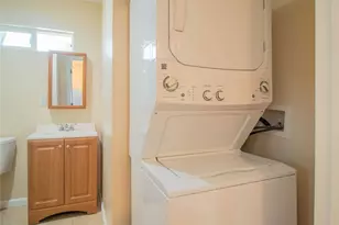 1805 W 35th St, Los Angeles, CA 90018 - Photo 32