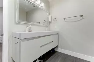 1881 Alpha Rd, Glendale, CA 91208 - Photo 20