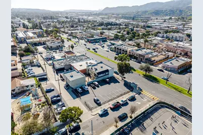 1521 W Glenoaks Boulevard #A, Glendale, CA 91201 - Photo 20