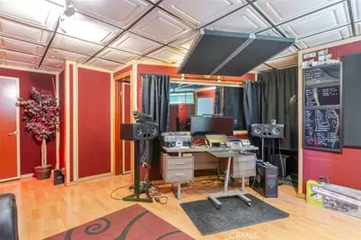 1521 W Glenoaks Boulevard #A, Glendale, CA 91201 - Photo 6