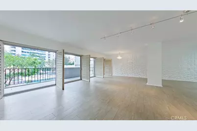 10450 Wilshire Boulevard #2A, Los Angeles, CA 90024 - Photo 4