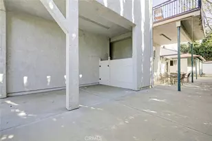 6648 Gaviota Ave, Lake Balboa, CA 91406 - Photo 6