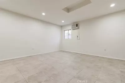 6648 Gaviota Avenue, Lake Balboa, CA 91406 - Photo 22