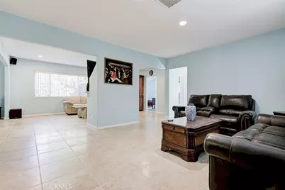 6648 Gaviota Avenue, Lake Balboa, CA 91406 - Photo 8